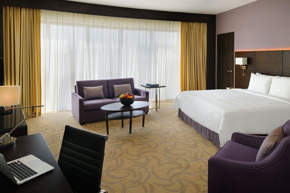 Courtyard By Marriott Riyadh Diplomatic Quarter Екстер'єр фото