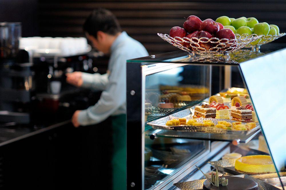 Courtyard By Marriott Riyadh Diplomatic Quarter Екстер'єр фото