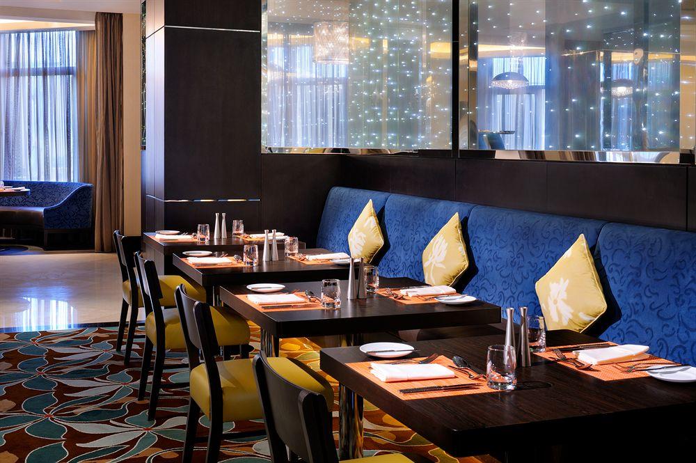 Courtyard By Marriott Riyadh Diplomatic Quarter Екстер'єр фото