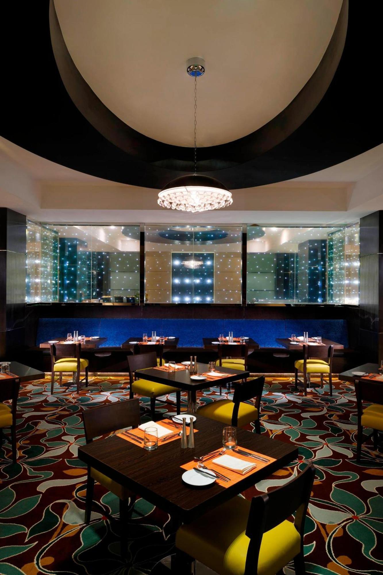 Courtyard By Marriott Riyadh Diplomatic Quarter Екстер'єр фото