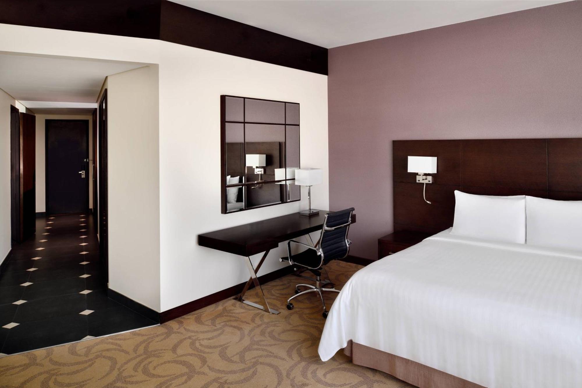 Courtyard By Marriott Riyadh Diplomatic Quarter Екстер'єр фото