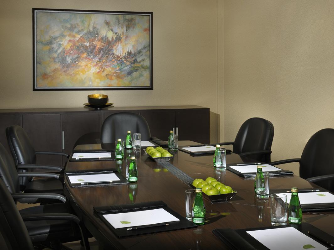 Courtyard By Marriott Riyadh Diplomatic Quarter Екстер'єр фото