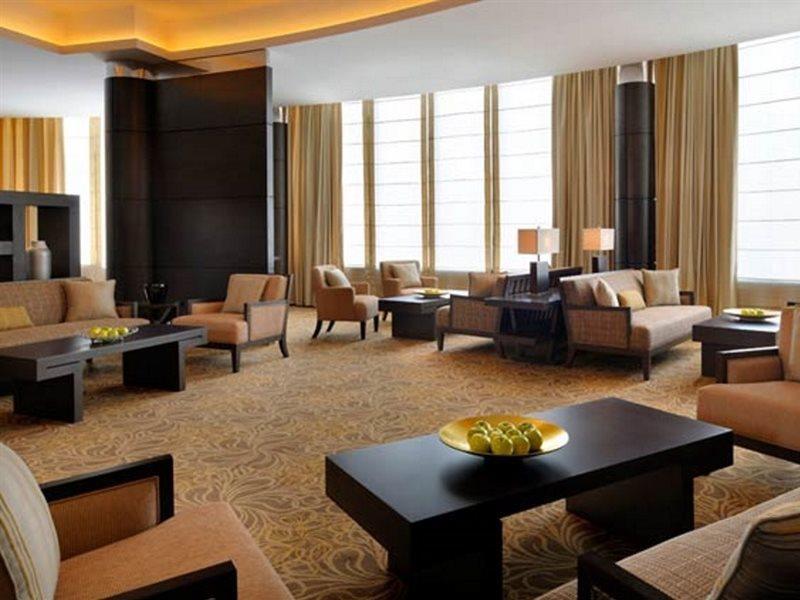Courtyard By Marriott Riyadh Diplomatic Quarter Екстер'єр фото